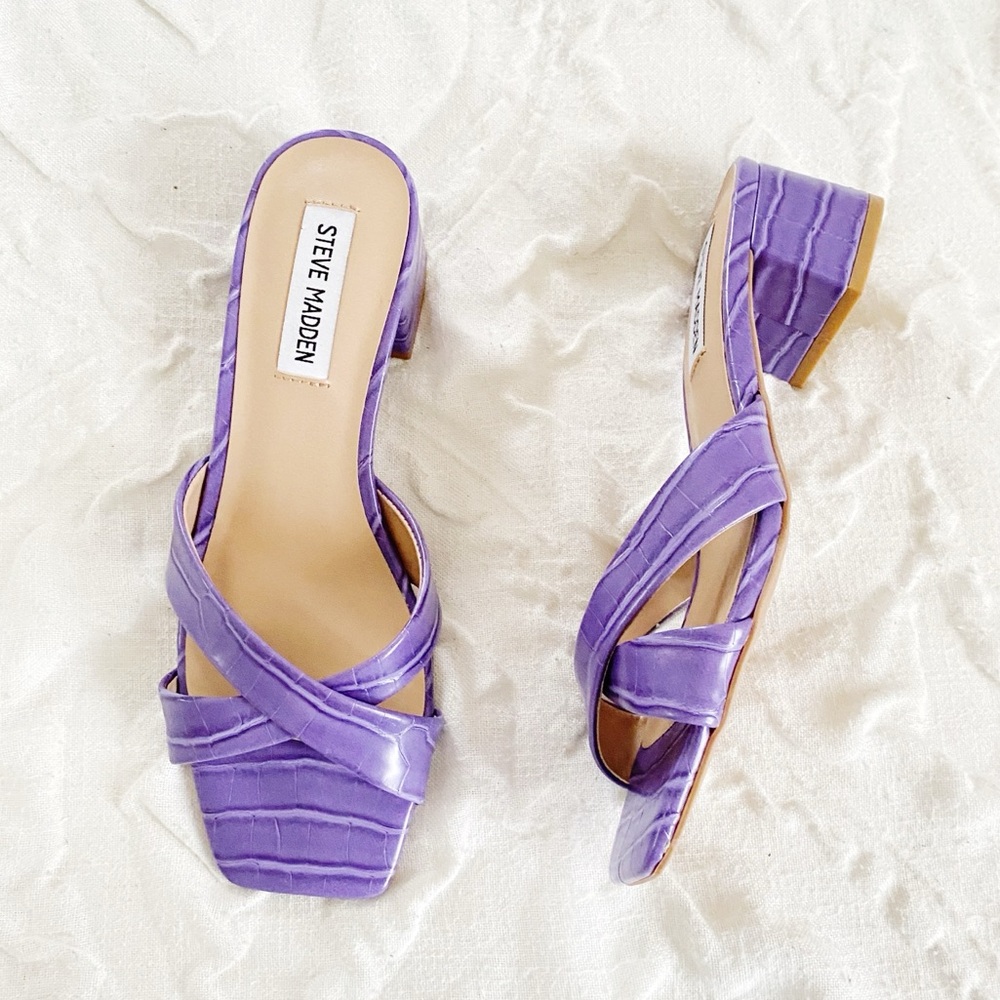 Steve Madden Gaia Croc
Embossed Sandal Size 7.5 New - Picture 2 of 7